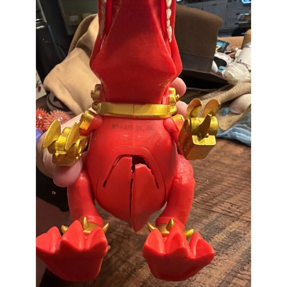 Treasure X Dino Gold Dinosaur 6-inch Action Figure